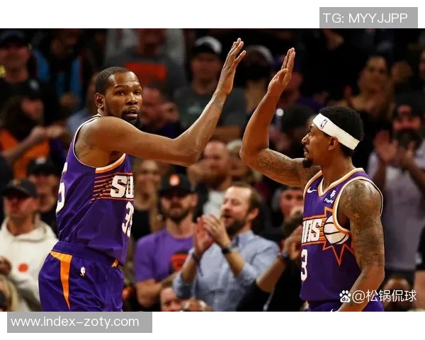 34号秀卡尔克布伦纳半场完美表现6投全中贡献13分4篮板1抢断1盖帽