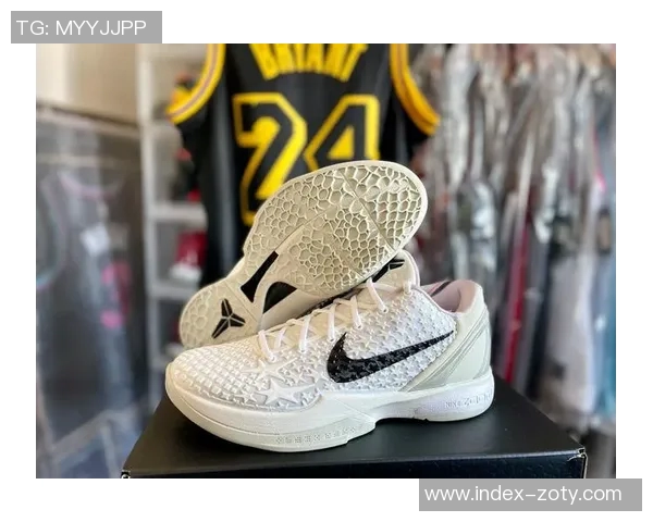 杜克女篮推出全新抗乳腺癌配色Kobe6让人眼前一亮的独特设计 杜克女篮推出全新抗乳腺癌配色Kobe6让人眼前一亮的独特设计